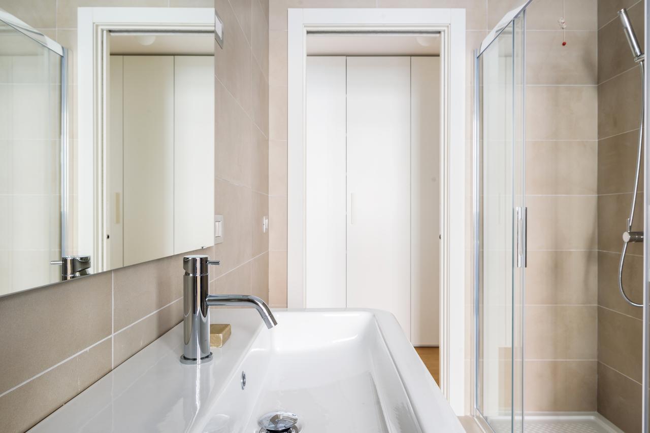 Altido Lovely 1-Bed Flat With Balcony & Free Parking Мілан Екстер'єр фото