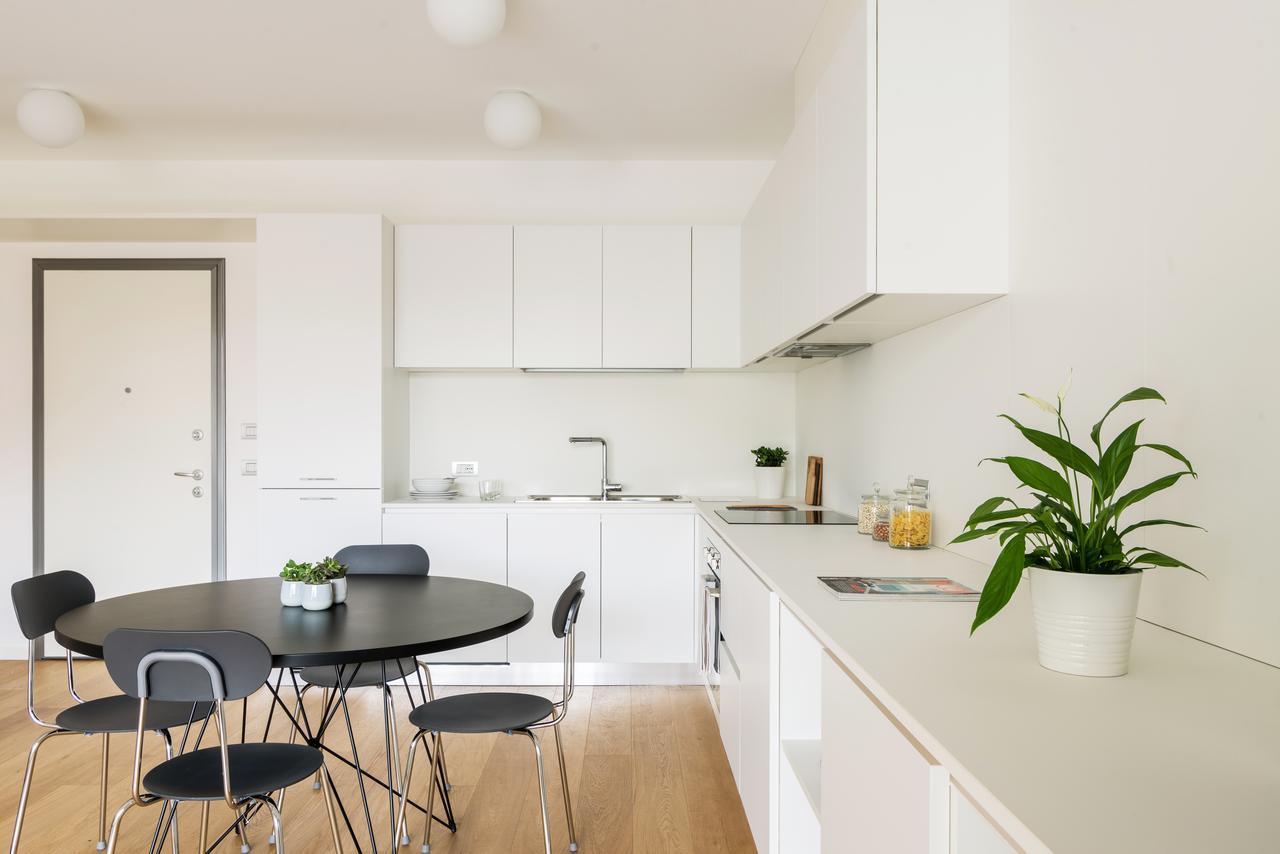 Altido Lovely 1-Bed Flat With Balcony & Free Parking Мілан Екстер'єр фото